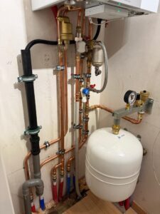 Gas Condensatieketel Vaillant Expansievat.jpeg