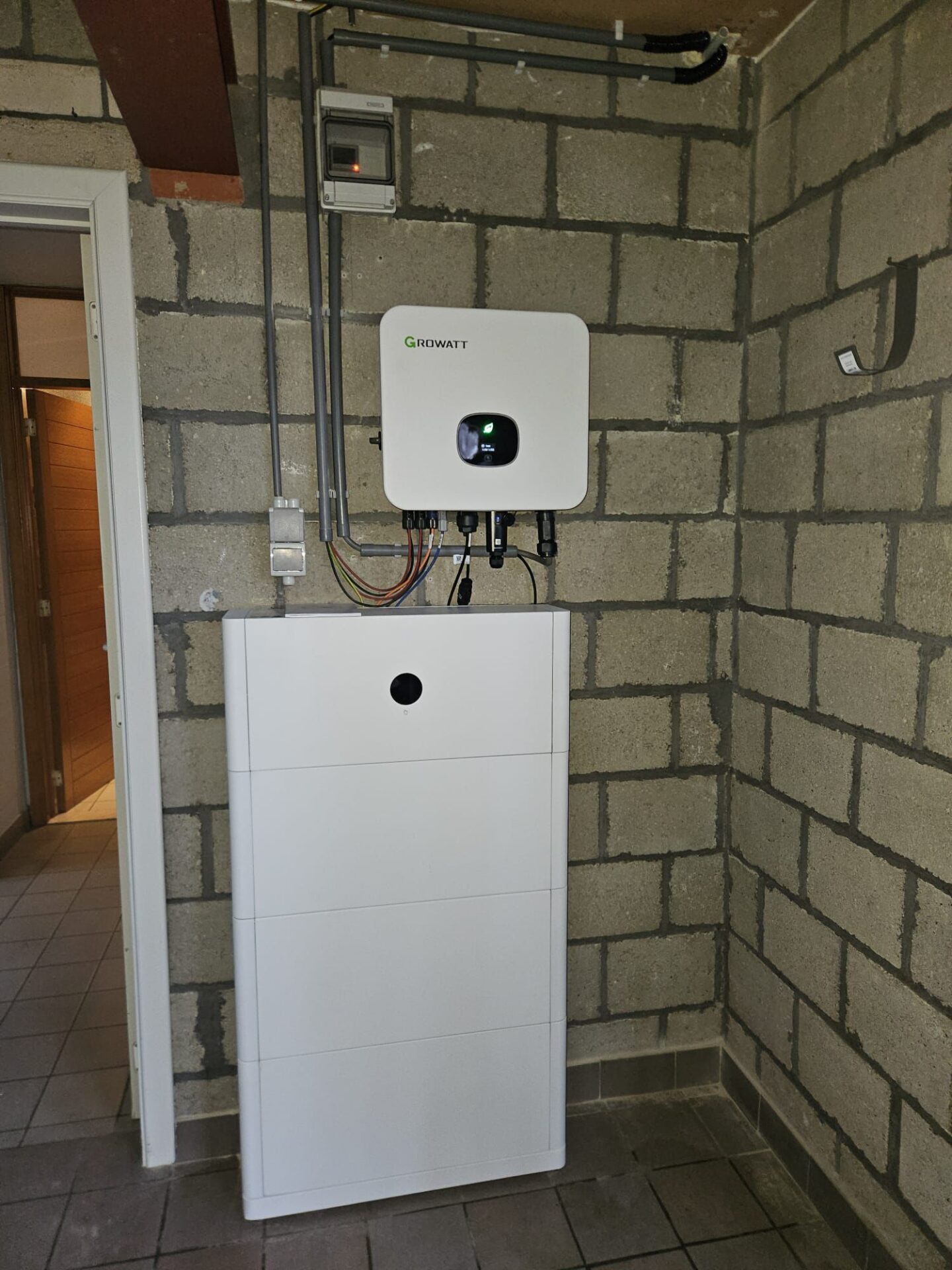 Growatt Thuisbatterij En Growatt Omvormer Limburg